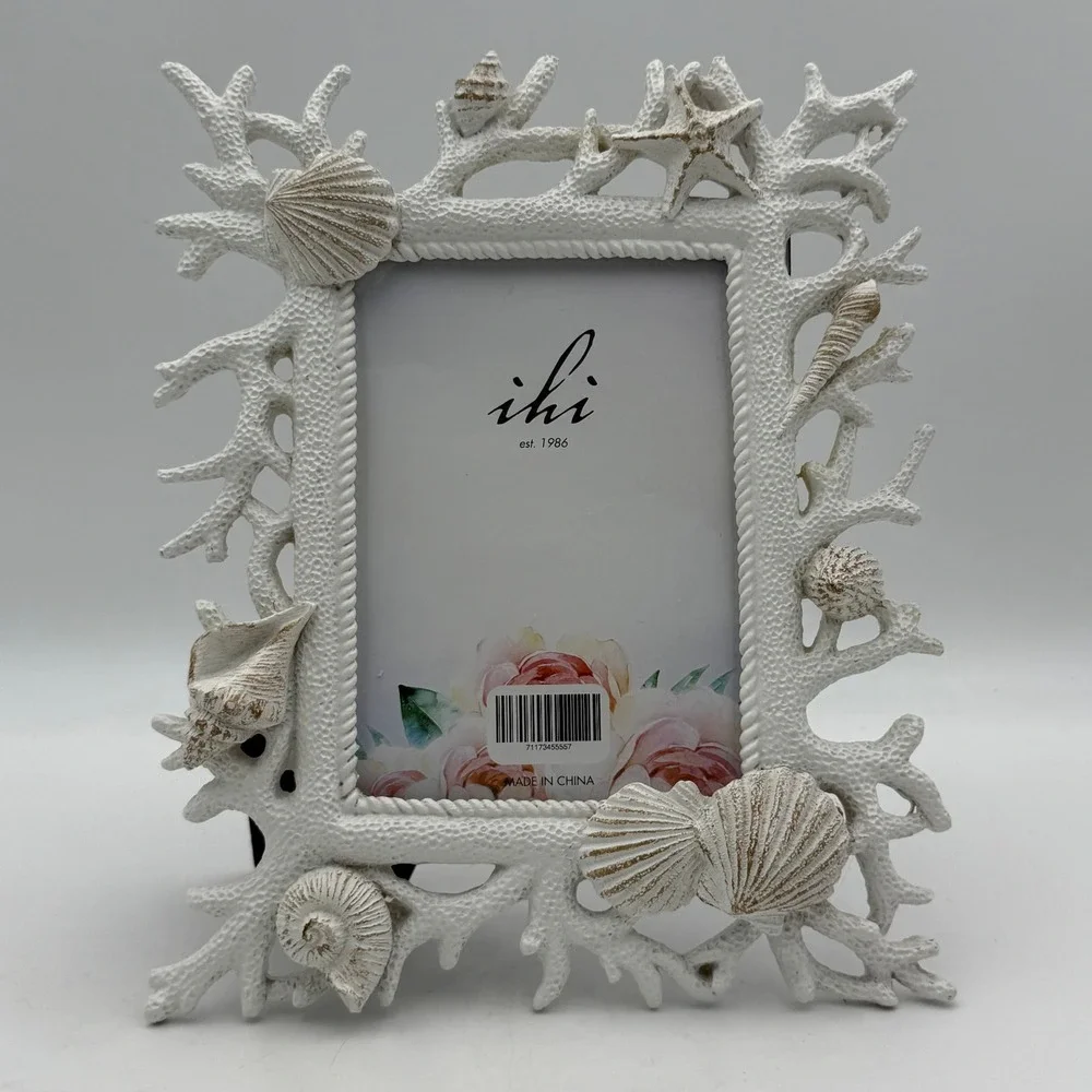 IHI White Coral Seashell Photo Frame 4x6 Coastal Nautical Beach Decor 676007